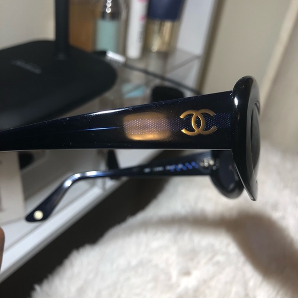 CHANEL Cat Eye Blue Sunglasses with case - Picture 8 of 8